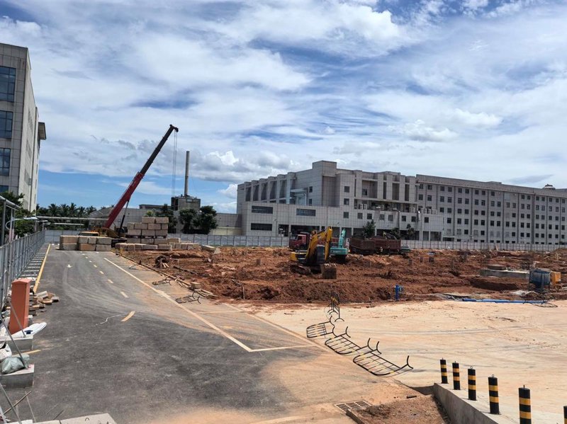 万宁网站建设：数字转型的桥梁